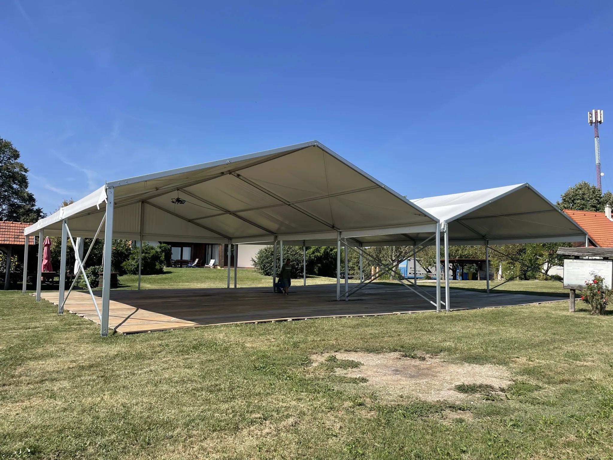 Profesionalni šatori za događaje - montaža i postavljanje